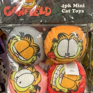 Garfield 4-Pack Cat Toys - Gray, Orange, Pink